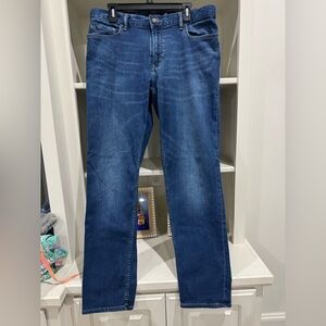 Banana Republic RMD jeans
Tapered style
Sz 34 x32
